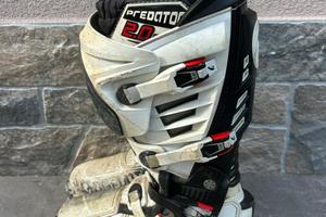 Stivali motocross forma predator 2.0