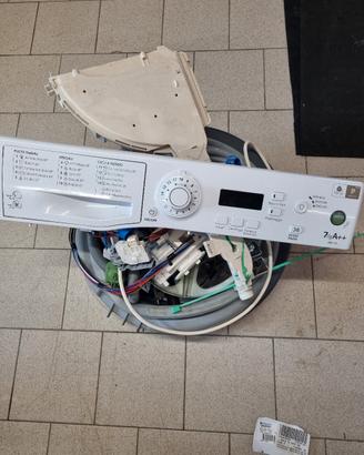 ricambi lavatrice ariston WMF 702B IT 