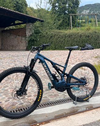 Bici specialized turbo levo full m5
