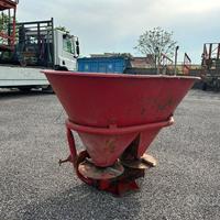 Spandiconcime da 4 quintali con doppia ventola