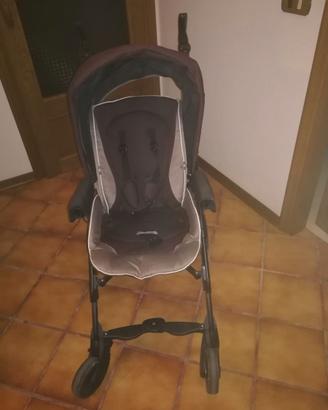 Passeggino trio marca chicco