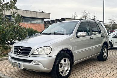 MERCEDES ML 270 turbodiesel cat CDI SE Leather