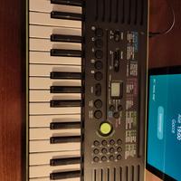 Tastiera elettronica Casio SA-46 con custodia