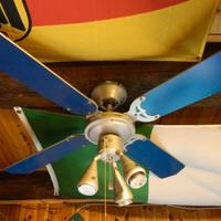 Ventilatore da soffitto con lampade