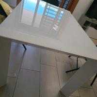 Tavolo cucina/salotto allungabile 