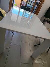 Tavolo cucina/salotto allungabile 