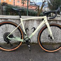 Bici gravel Megamo west 05 AXS
