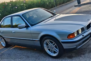 BMW 735i E38 V8 3500cc 235cv TARGA ORO ASI