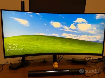 Huawei MateView GT34 con Soundbar