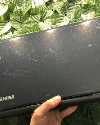 Notebook Toshiba L50B13E 4GB RAM 128GB SSD WIN.10