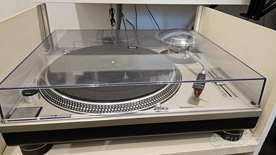Technics SL 1200 MK2 