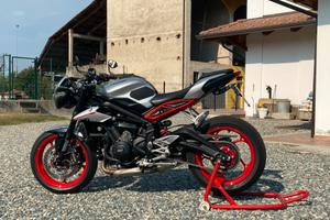 Triumph Street Triple 765 R 2017