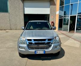 Isuzu D-Max 3.0 TD cat Crew Cab 4WD Pup. LS Aut. E