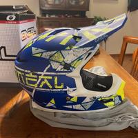 casco oneal completo di visiera e attacco go-pro