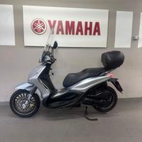 Piaggio Beverly 300 s silver grey