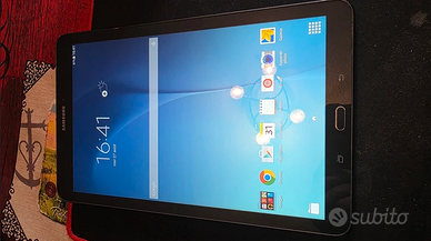 Tablette Samsung Tab E