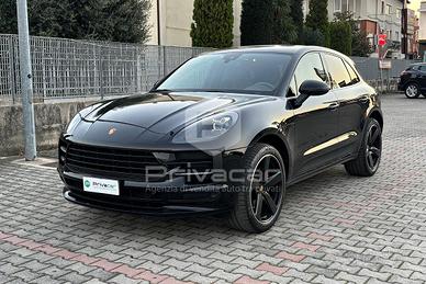 PORSCHE Macan 2.0