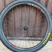 Dt Swiss 511 superboost Industry nine Hydra 29