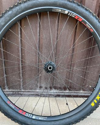 Dt Swiss 511 superboost Industry nine Hydra 29