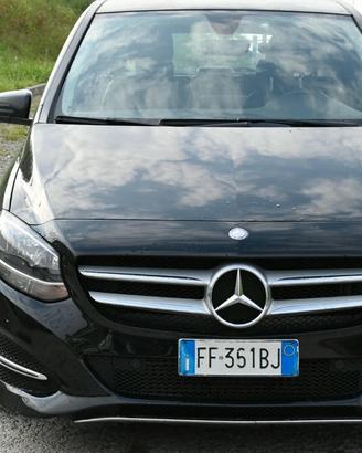 Mercedes-Benz B 180 d Sport