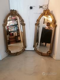 specchi ovali antichi 