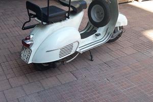 Vespa 125 tre marce