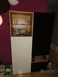 Mobile Ikea serie Besta