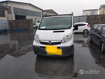 Opel Vivaro 2010 2.0TD M9R 115cv demolito ricambi