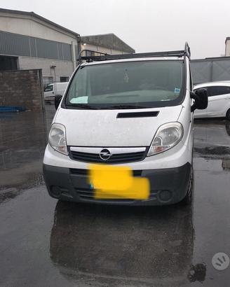 Opel Vivaro 2010 2.0TD M9R 115cv demolito ricambi