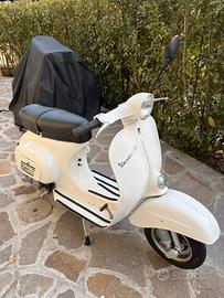 Vespa 50 N V5A1T anno 1964 restaurata d'epoca