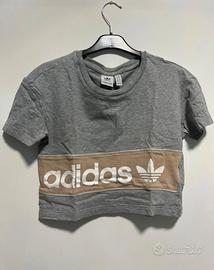 T-shirt Adidas originale S con logo frontale crop