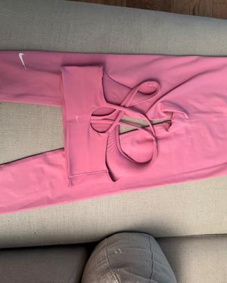 Pantaloni Leggings+Canottiera Nike da bambina 8-10