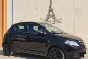 Lancia Ypsilon Paris 1.2 benzina 70cv