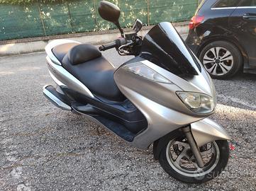 Yamaha majesty 400