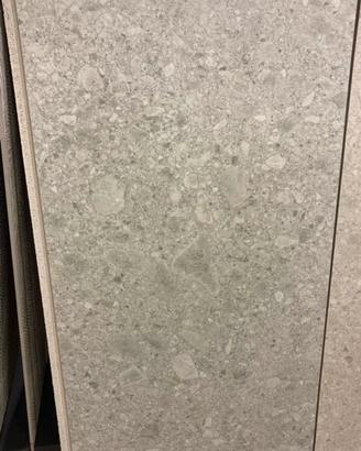 Piastrella in gres 60x120 rettificato