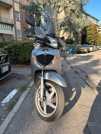 Sh 125
