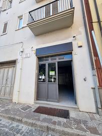 Locale commerciale ristrutturato
