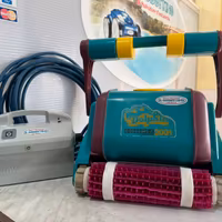 Robot piscina Dolphin 2001 ricondizionato.