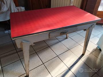 Tavolo in formica Vintage