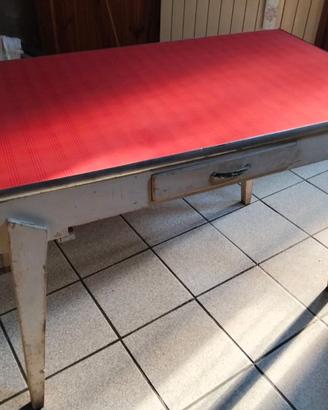 Tavolo in formica Vintage