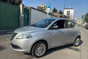 Lancia Ypsilon 1.2 69 CV GPL - euro 6