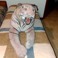 tigre gigante a peluches 