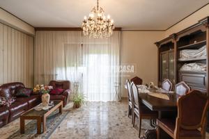 Quadrilocale con garage e cantina