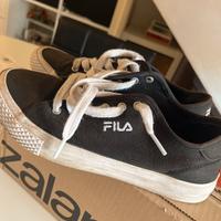Scarpe tela nera Fila n.39