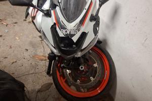 aprilia RS 457 incidentata