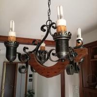 Lampadari in ferro battuto + legno noce