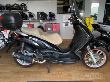 Piaggio Beverly 500