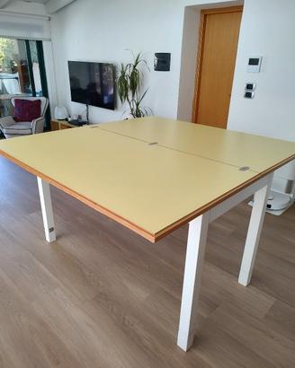 tavolo artigianale multifunzione :  snack e tavolo