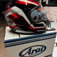 Casco arai quantic