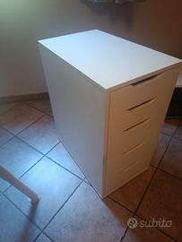 Cassettiera con cassetti bianca